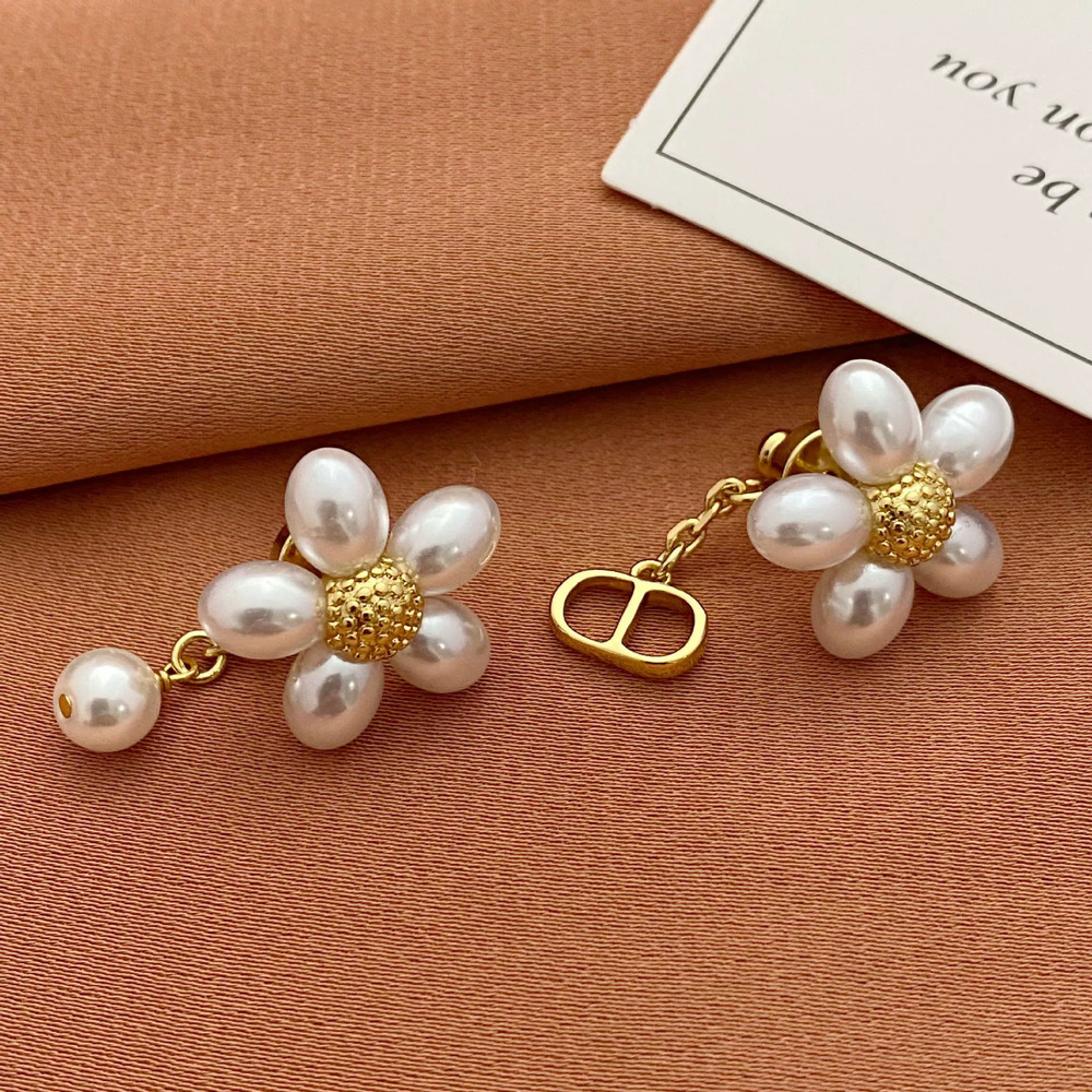 Tory Burch Inlaid Flower Letter Asymmetric Metal Earrings